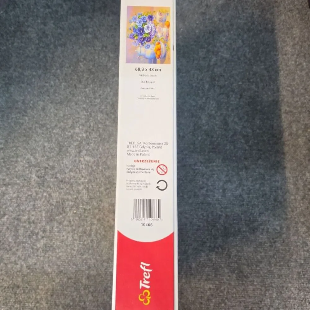New Sealed Trefl Puzzle 1000 Pc  The blue bouquet Poland